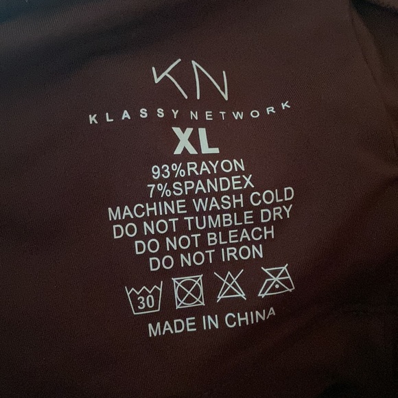 Klassy Network Full Length Halter top - Picture 6 of 6